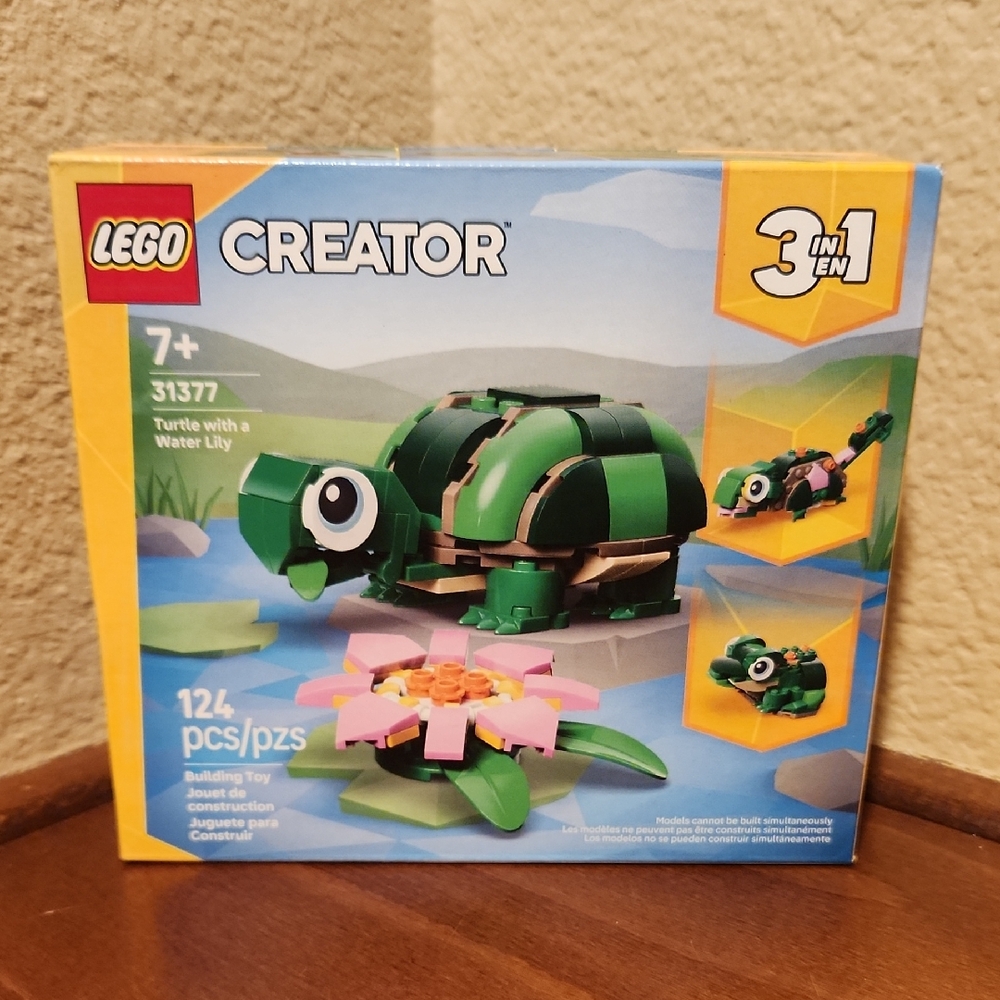 Lego Creator Green Turtle with Pink Water Lily